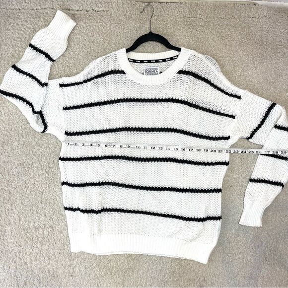 Victoria’s Secret PINK x Forenza collaboration sweater szM - Picture 3 of 7